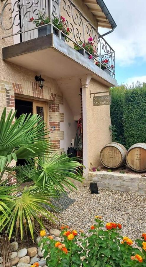 La Maison Des Vignes Charentay Eksteriør bilde